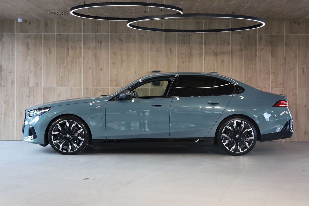 bmw-rada-5-550e-xdrive-bowers-carbon - 2