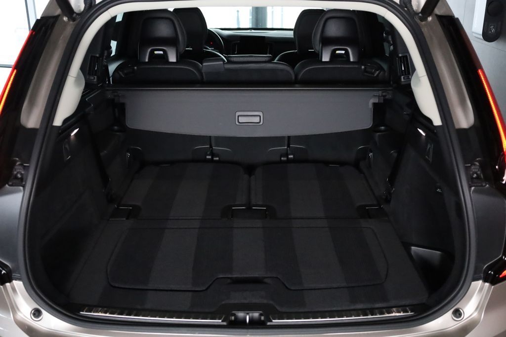 volvo-xc90-t8-awd-plus-bright-h-k - 4