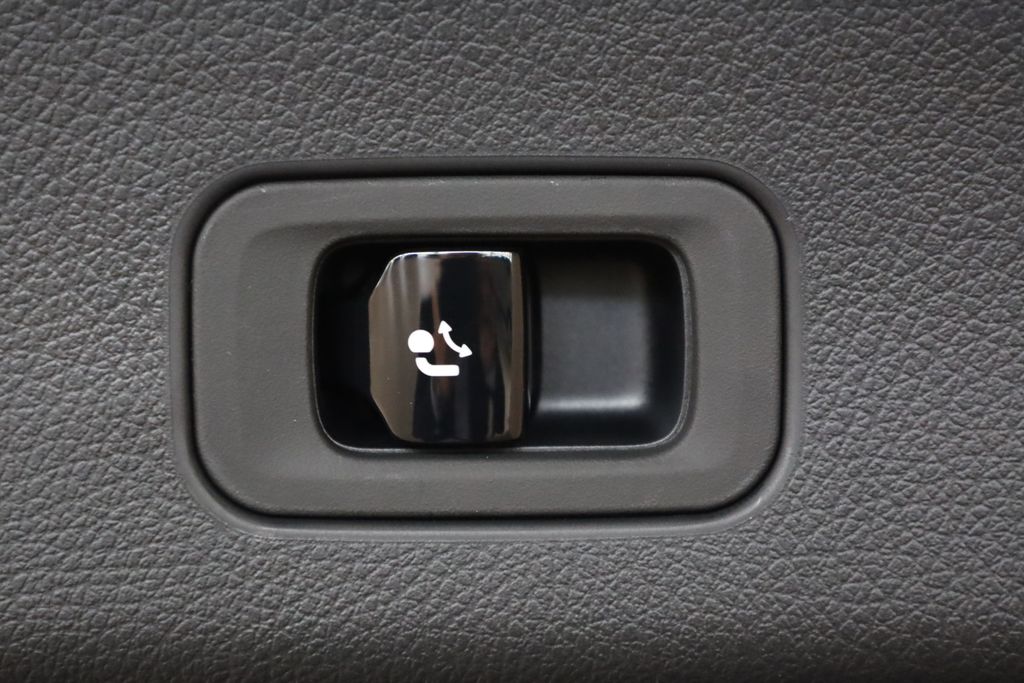 mercedes-benz-glc-220d-4m-distronic-nezavisle - 7