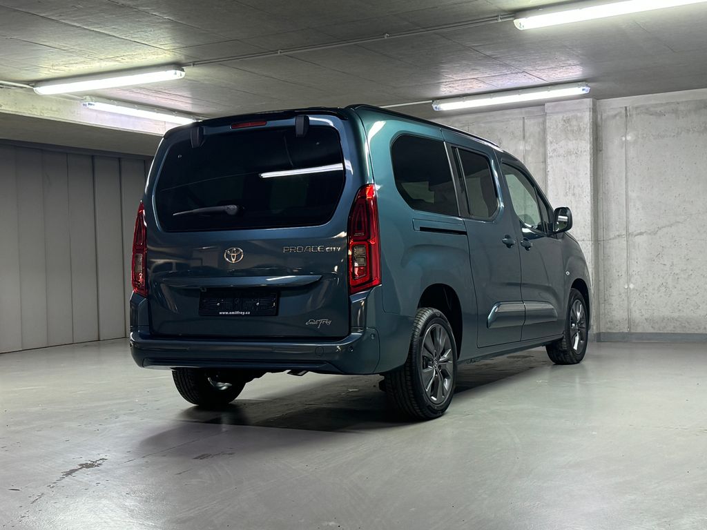 toyota-proace-city-verso-1-5-d-4d-vip-7-mist-at-long - 4