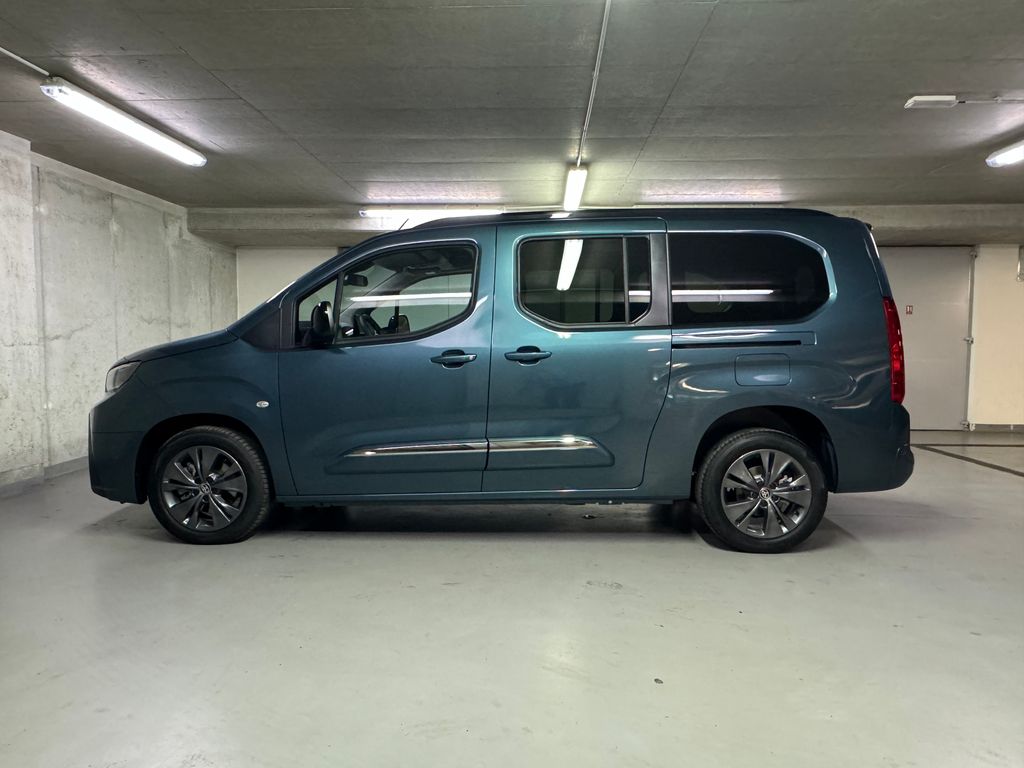 toyota-proace-city-verso-1-5-d-4d-vip-7-mist-at-long - 7