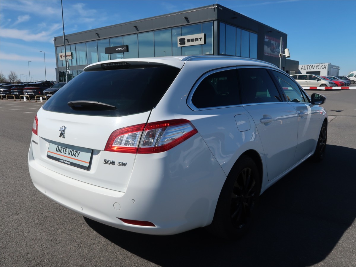 peugeot-508-2-0-hdi-allure-pano-head-up - 1