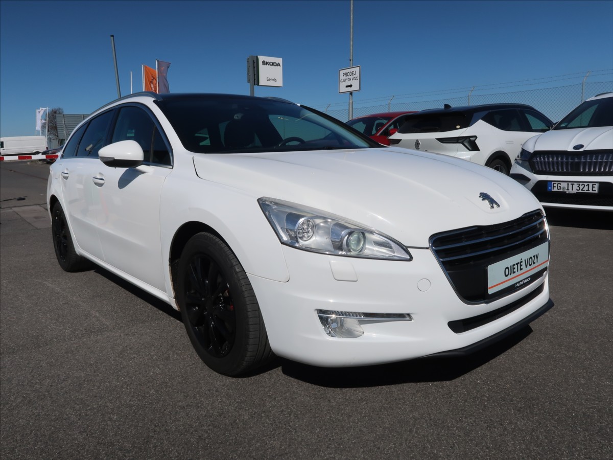 peugeot-508-2-0-hdi-allure-pano-head-up - 8