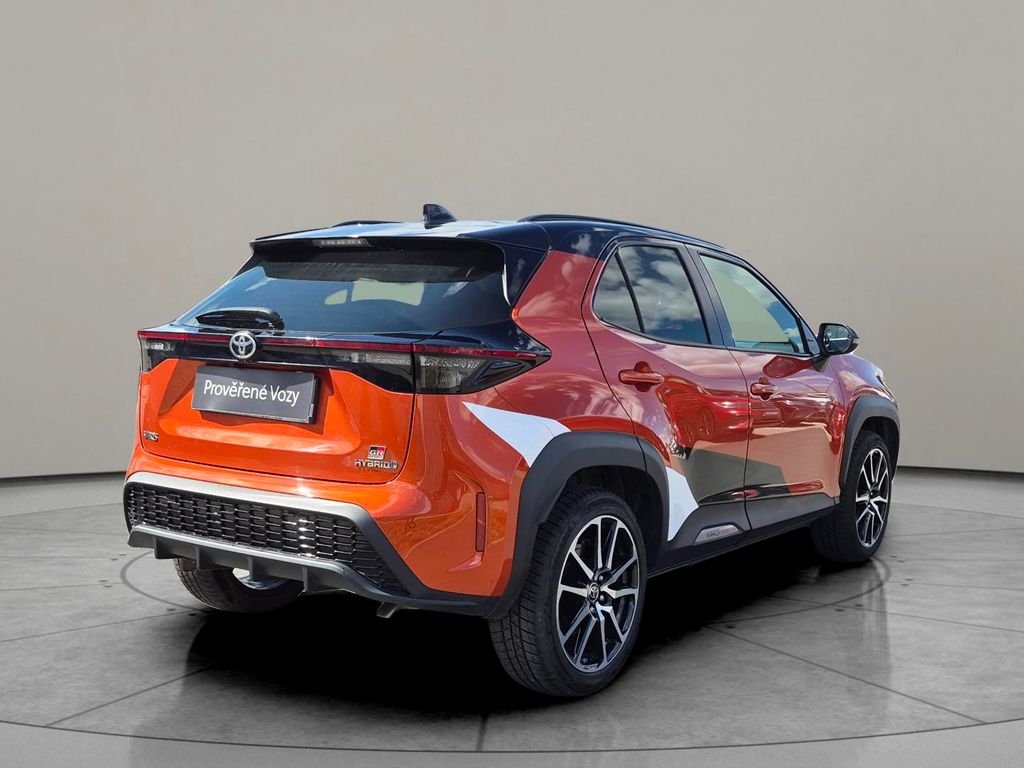 toyota-yaris-cross-gr-sport-1-5-hybrid-85kw - 1