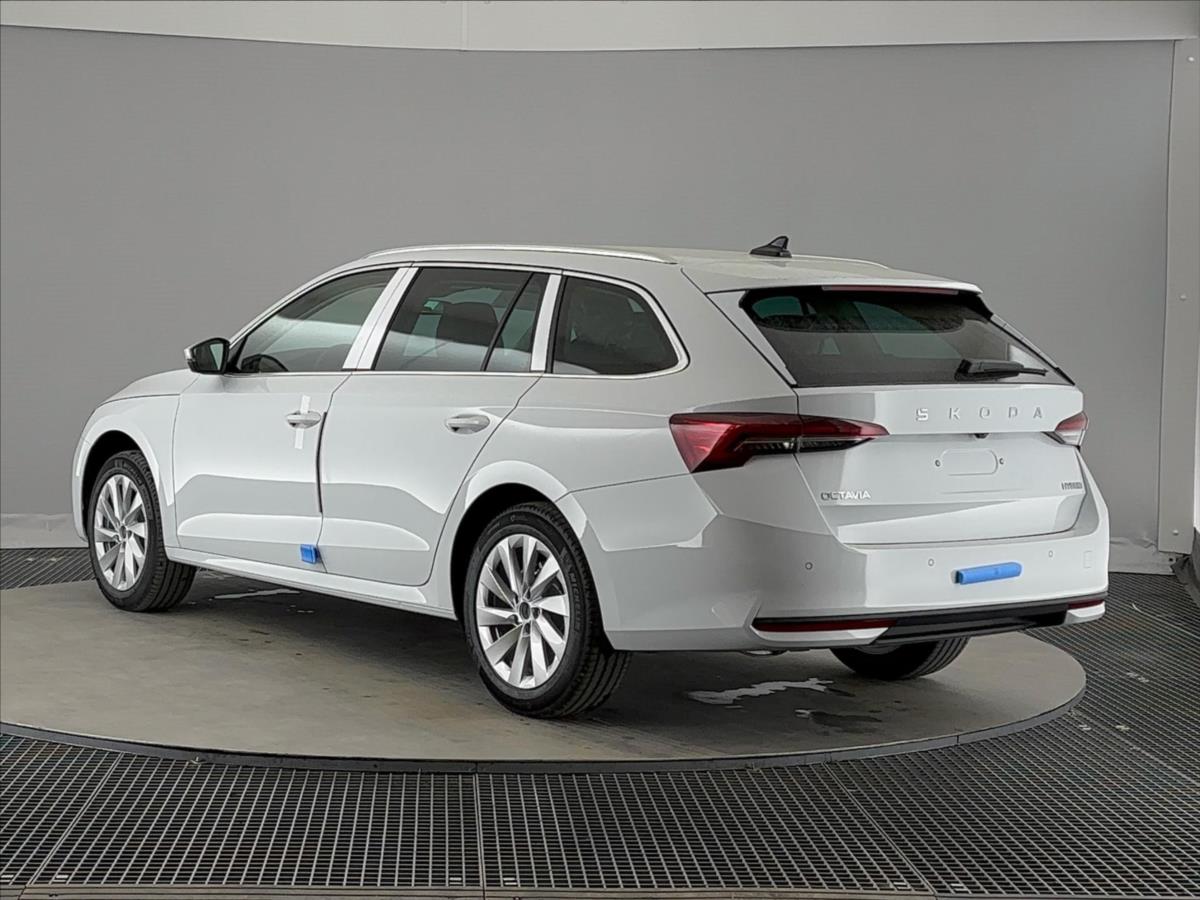 skoda-octavia-1-5-tsi-top-selec-combi-dsg - 3