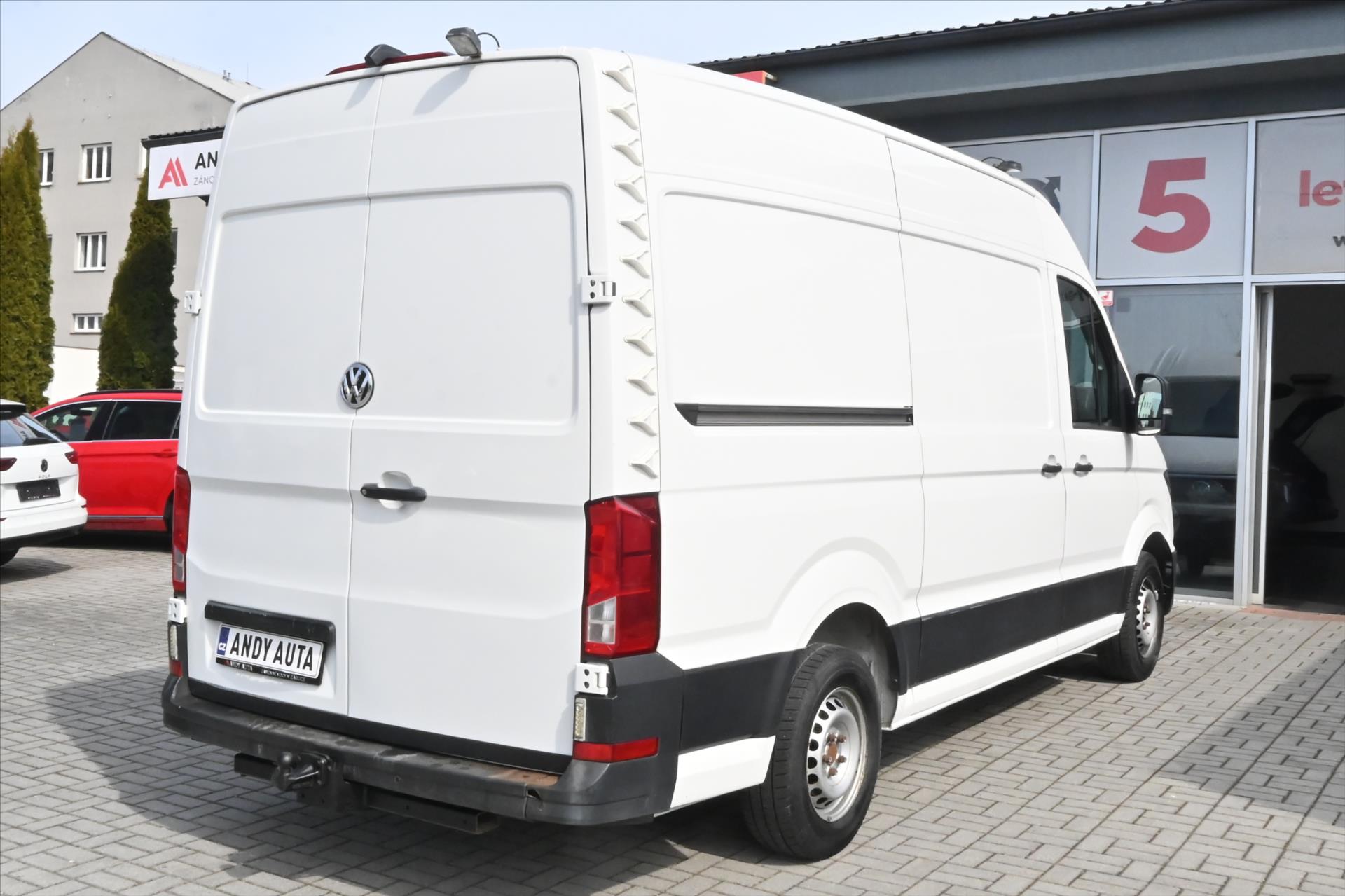 volkswagen-crafter-2-0-tdi-103-kw-l2h2-zaruka-az-5-let - 4