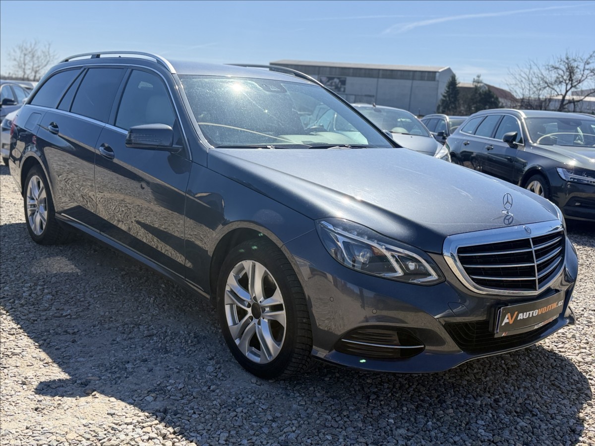 mercedes-benz-tridy-e-250cdi-4-matic-nove-v-cr - 2