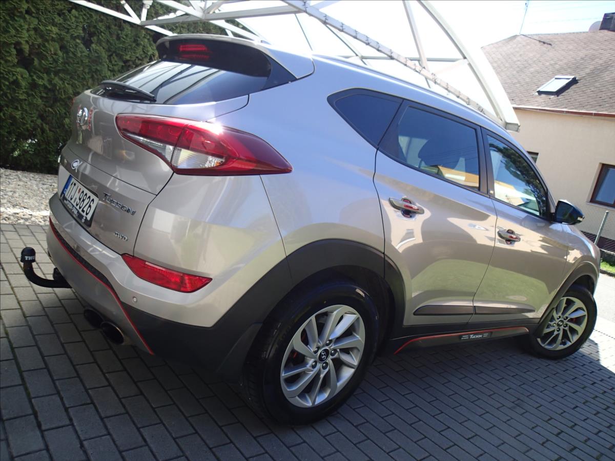 hyundai-tucson-1-6-cr-2-maj-4x4-tazne - 8