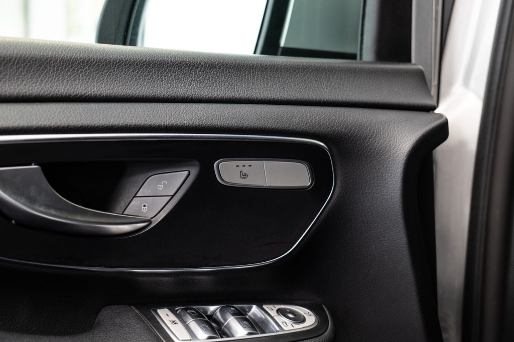 mercedes-benz-tridy-v-250d-4matic - 7