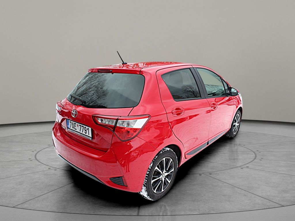 toyota-yaris-1-5i-82-kw - 6
