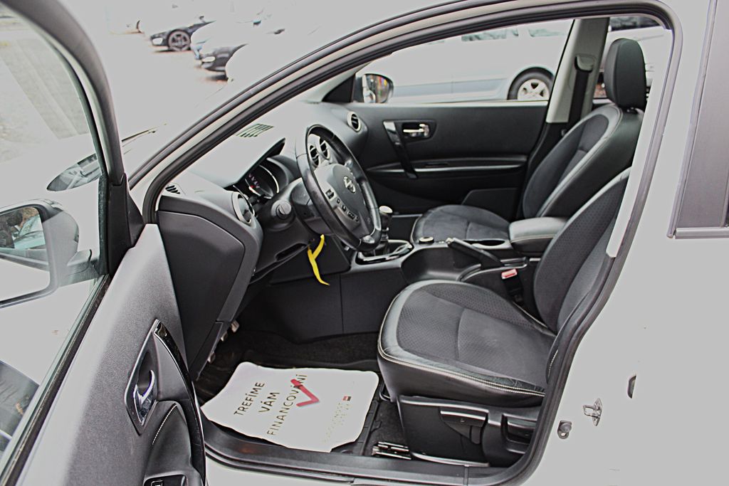 nissan-qashqai-1-5-dci-4x4 - 6