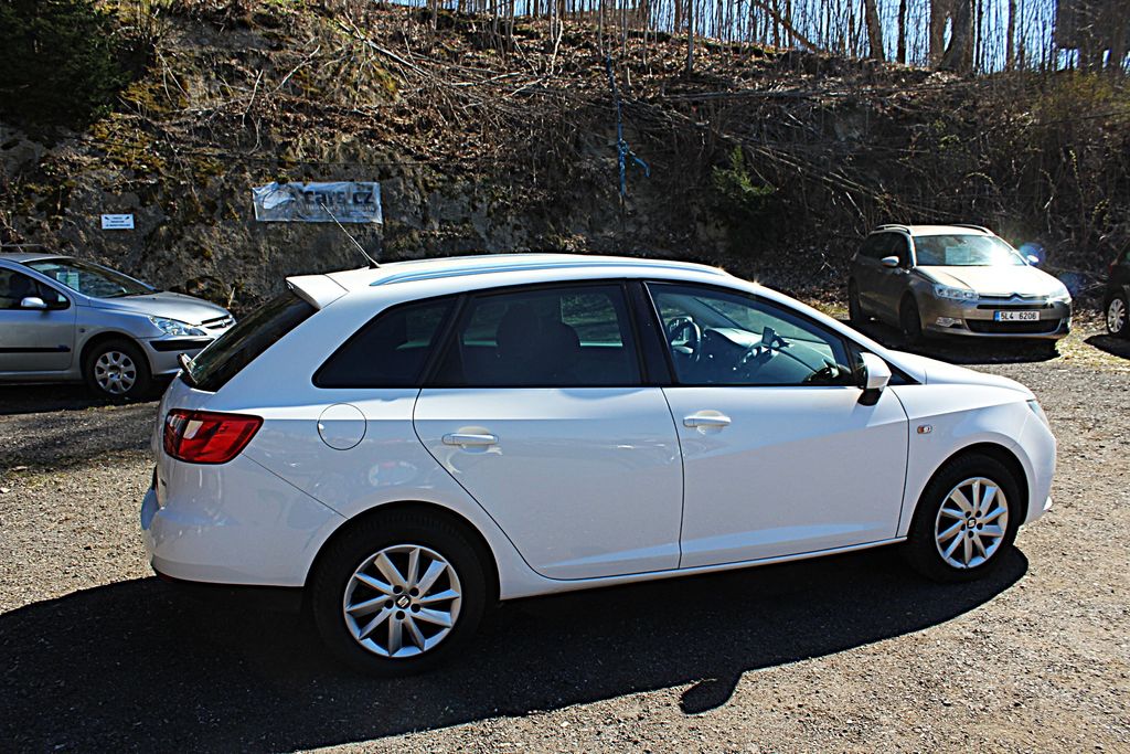 seat-ibiza-kombi-1-6-tdi - 4