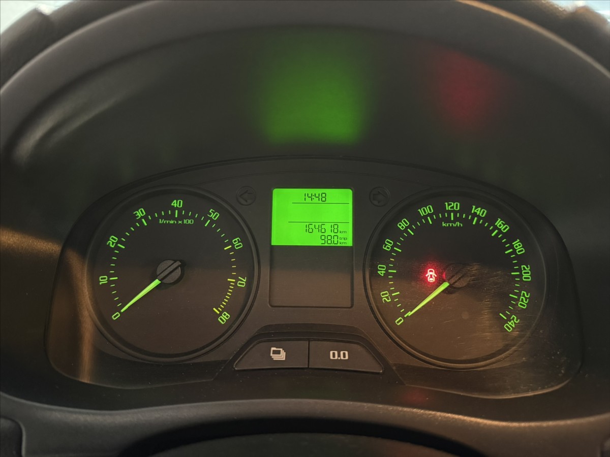 skoda-fabia-1-2-tsi-bez-koroze-rozvody - 8