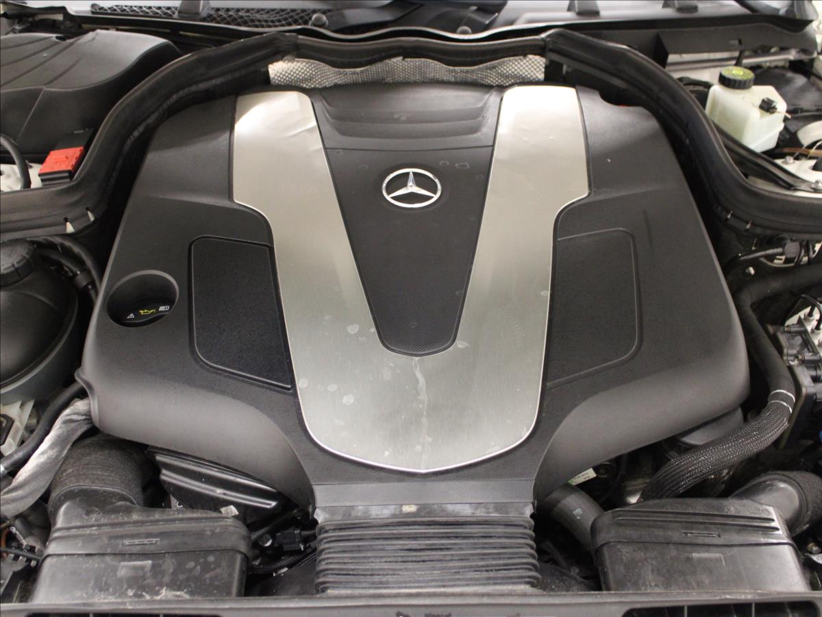 mercedes-benz-tridy-e-3-0-e-350cdi-cabrio-top - 8