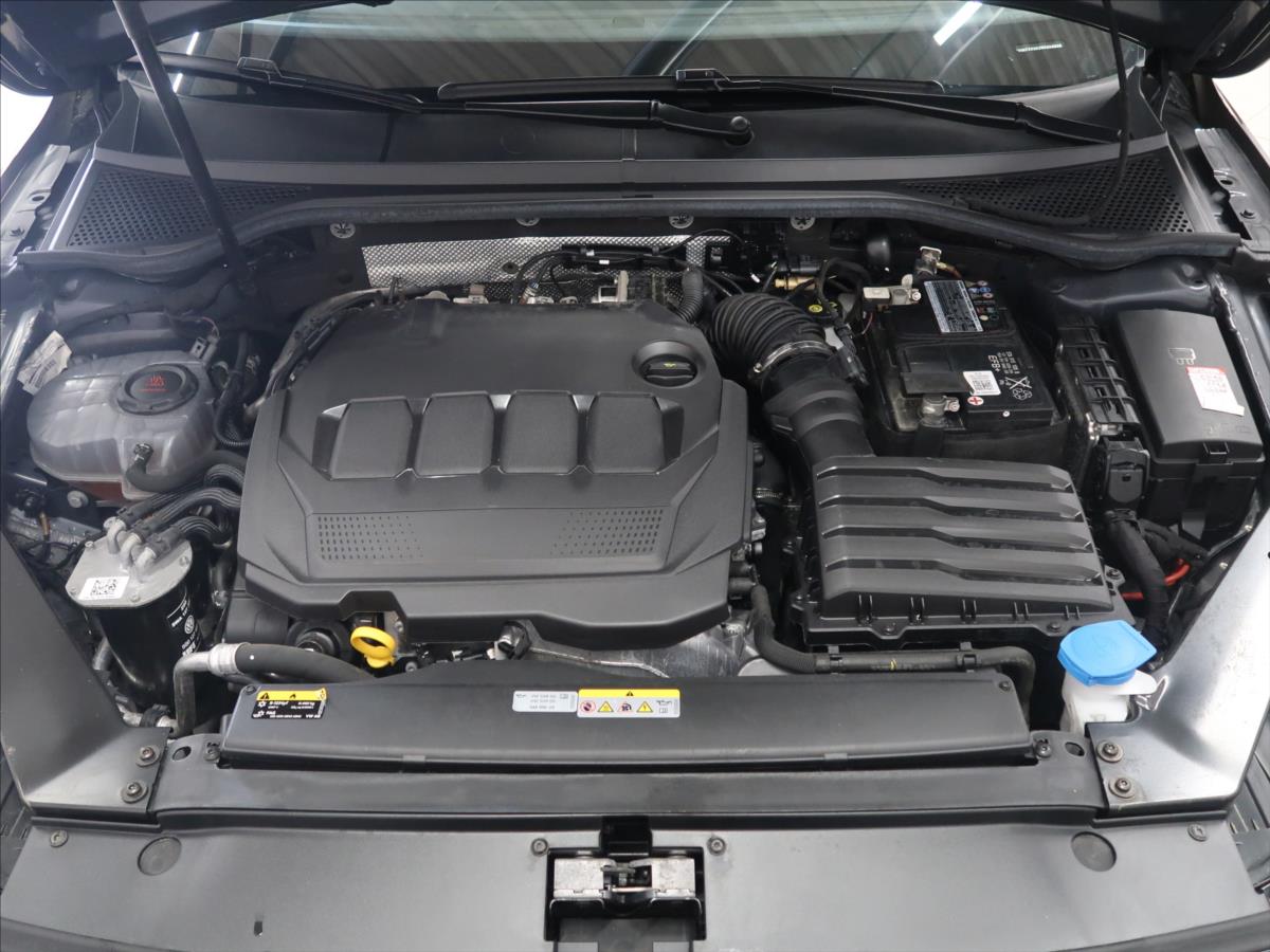 volkswagen-passat-2-0-tdi-r-line-1-majitel-cz - 8