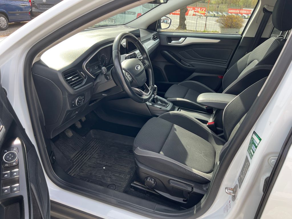 ford-focus-1-5-tdci - 5