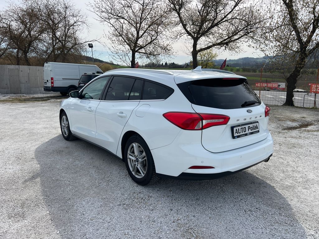 ford-focus-1-5-tdci - 8