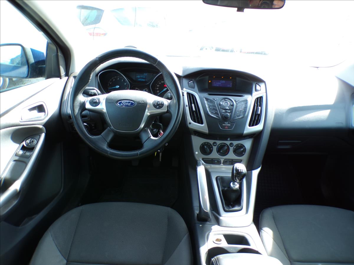 ford-focus-1-0-ecoboost - 5