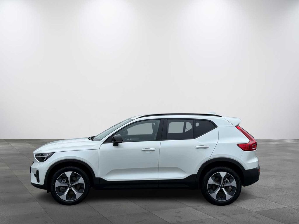 volvo-xc40-b3-fwd-plus-dark-harman-kardon - 1
