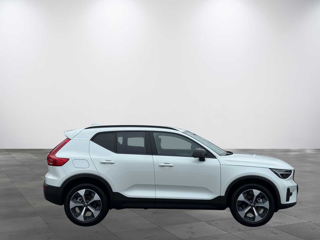 volvo-xc40-b3-fwd-plus-dark-harman-kardon - 5
