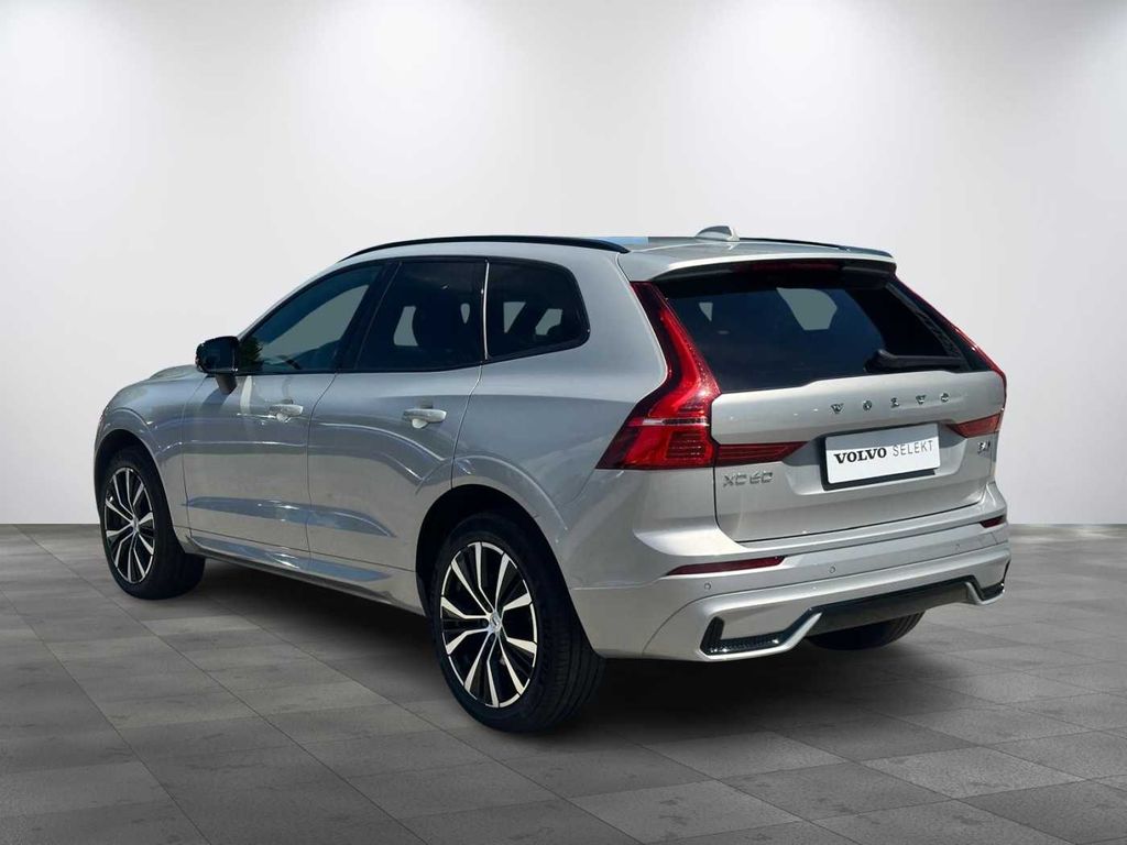 volvo-xc60-plus-dark-b4-awd - 3