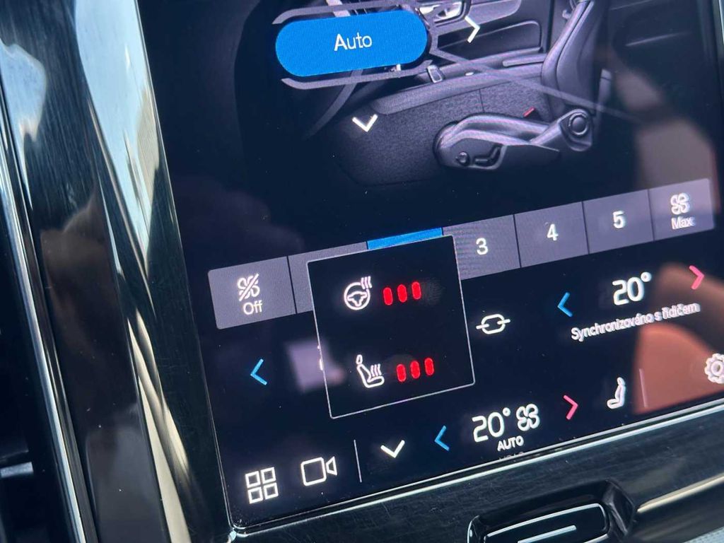 volvo-xc60-plus-dark-b4-awd - 9