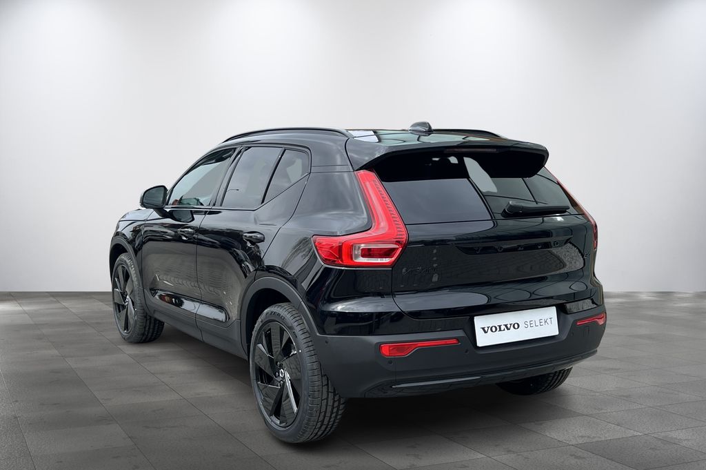 volvo-xc40-b3-plus-black-edition-acc-360 - 2