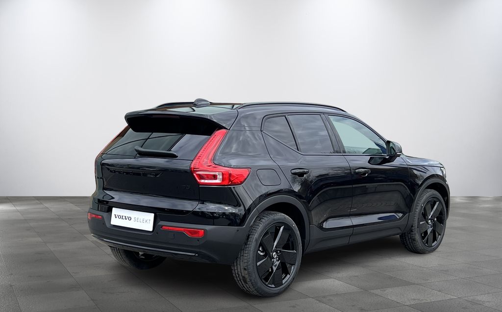 volvo-xc40-b3-plus-black-edition-acc-360 - 4