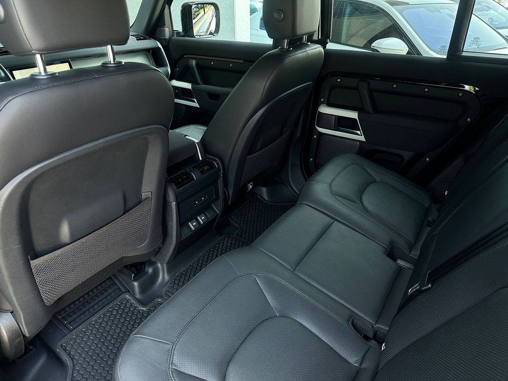 land-rover-defender-se-360-ventilace-tz - 6