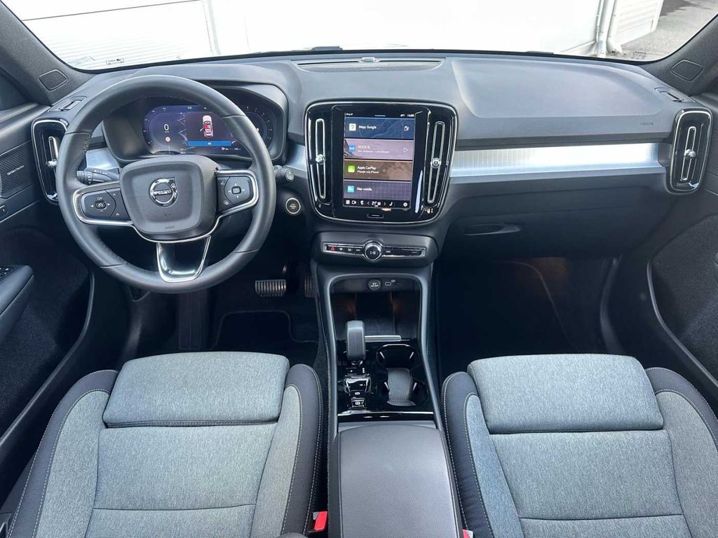 volvo-xc40-plus-dark-b4-145kw-blis-acc - 9