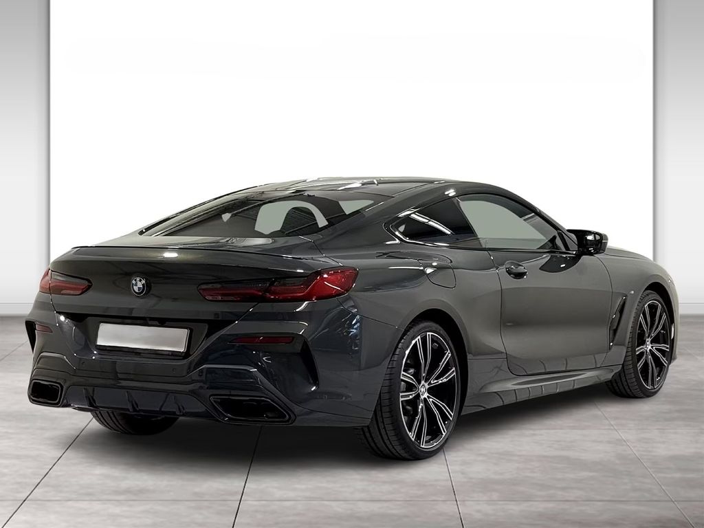 bmw-rada-8-m850i-xdrive-coupe-08-2025-top - 1