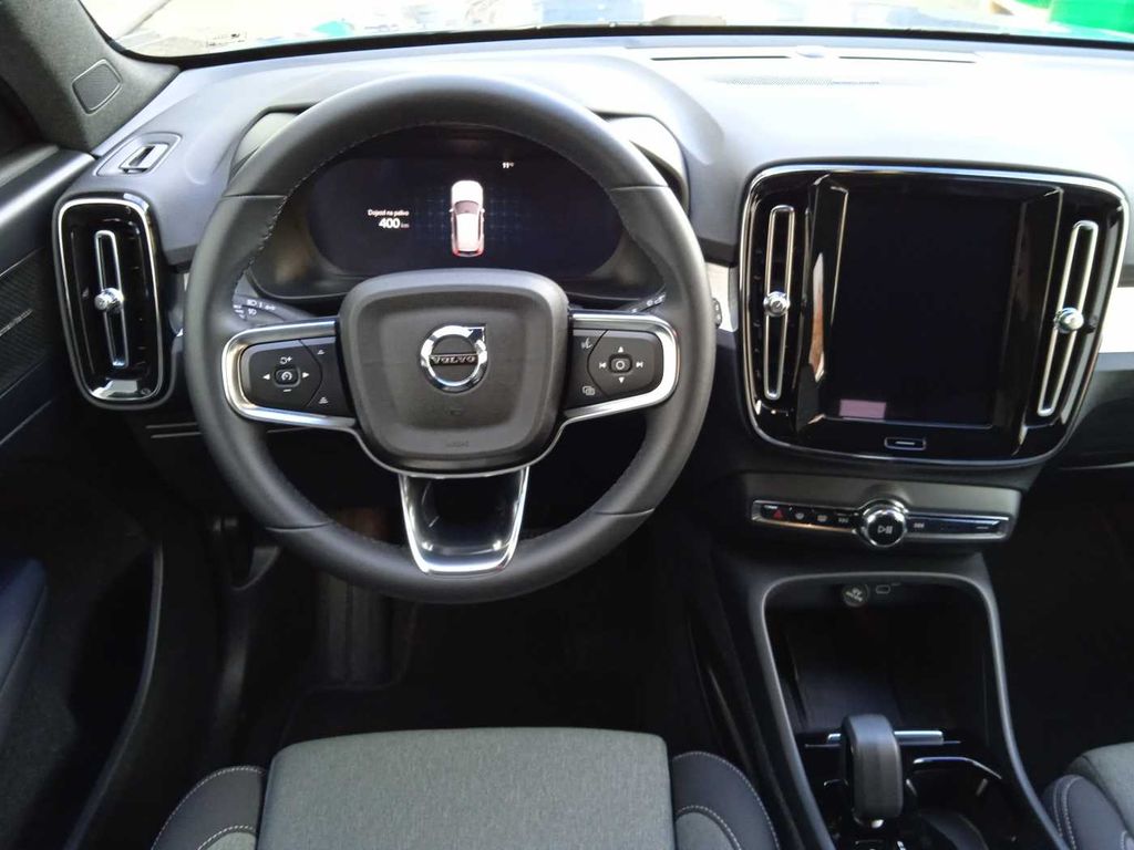 volvo-xc40-plus-dark-b3-harman-kardon - 8