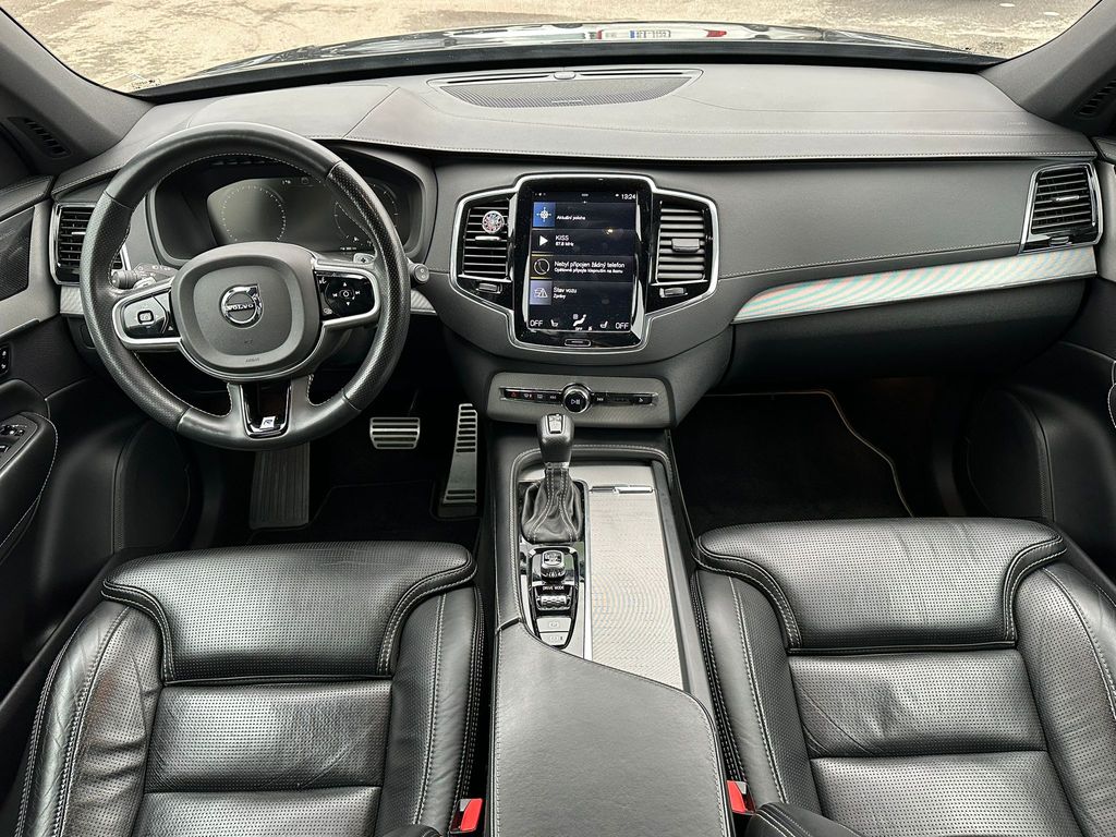 volvo-xc90-r-design-d5-awd-vzduch-h-k - 7