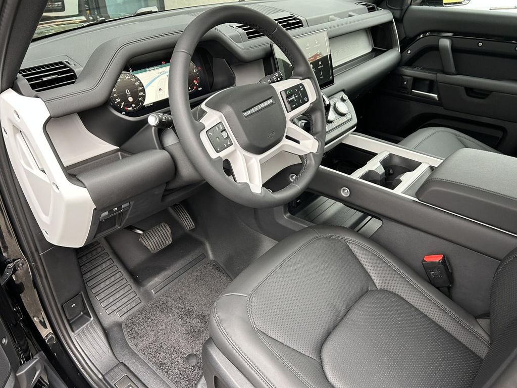 land-rover-defender-110-d300-x-dynamic-se - 8