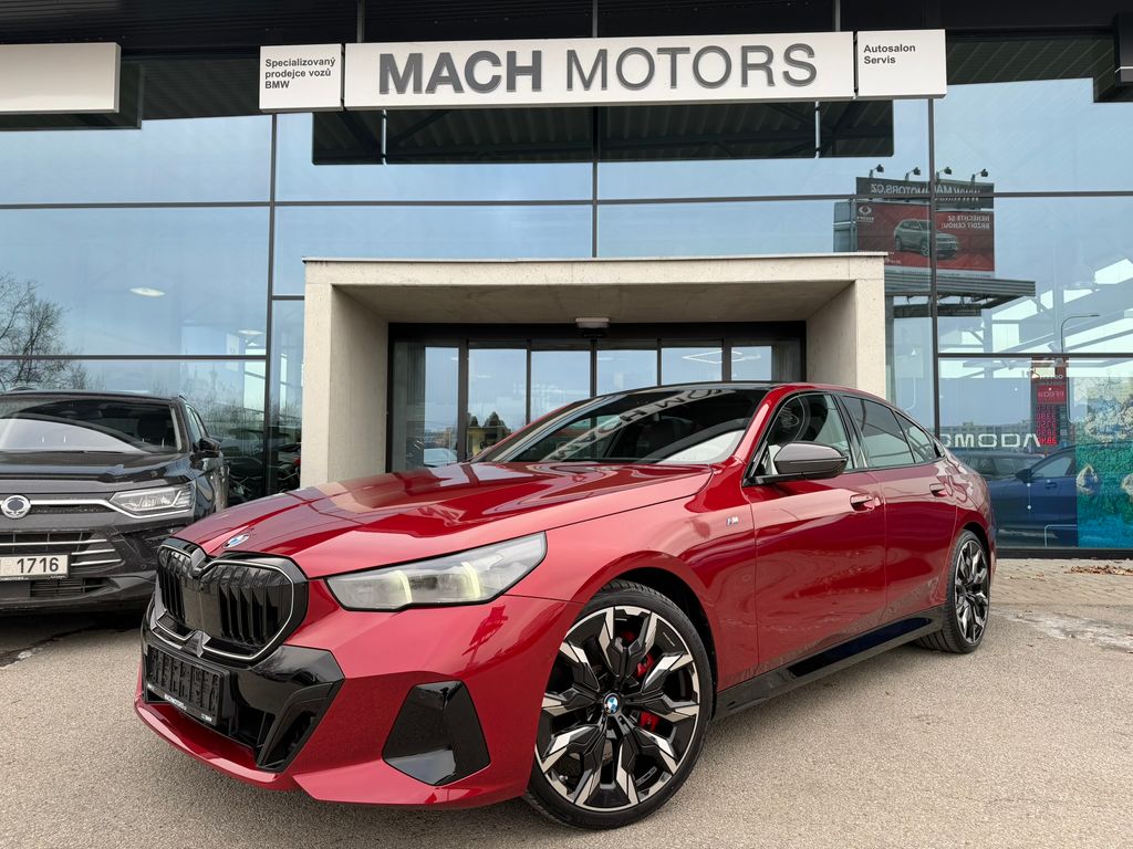 bmw-rada-5-bmw-540d-xdrive-08-2025-top - 3