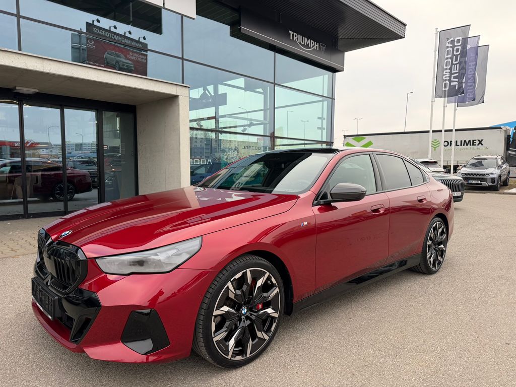 bmw-rada-5-bmw-540d-xdrive-08-2025-top - 5