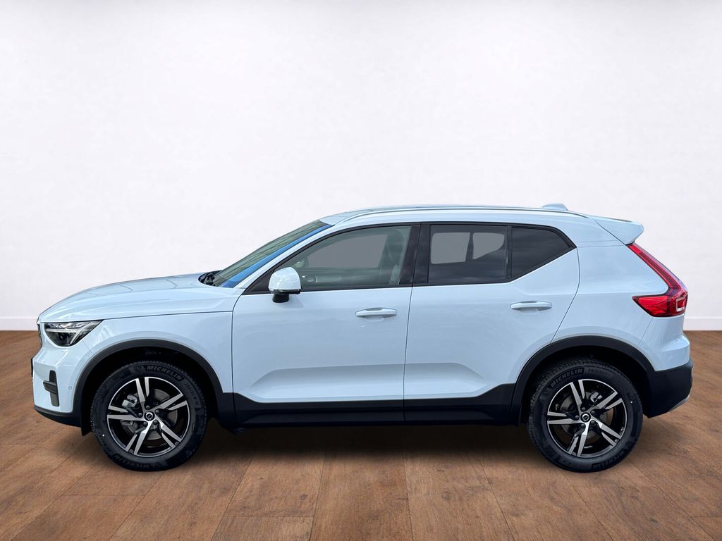 volvo-xc40-core-b3-360-full-led - 1