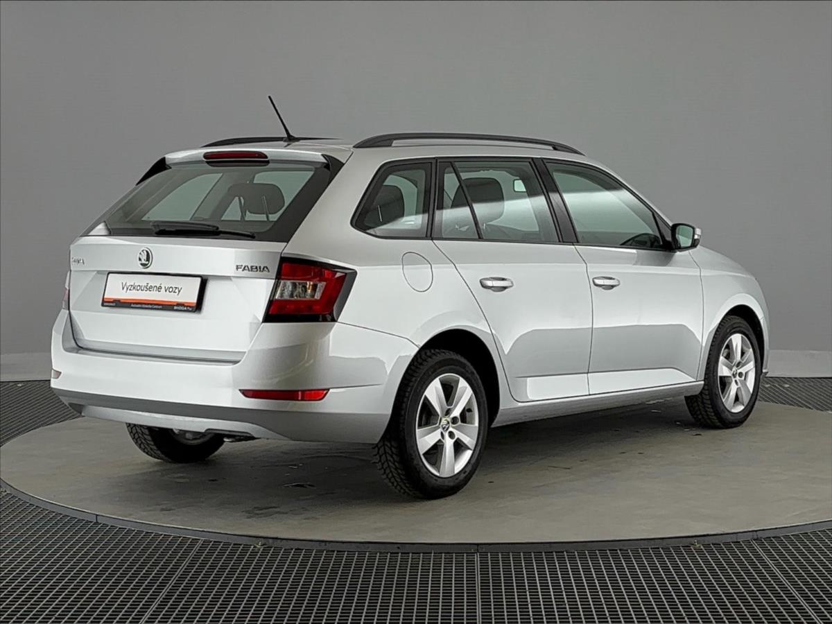 skoda-fabia-1-0-tsi-ambition-plus - 1