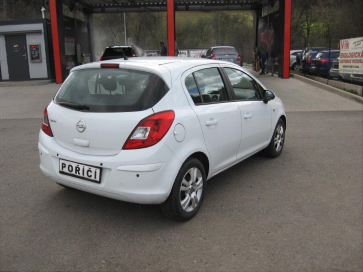 opel-corsa-1-4-automat - 5