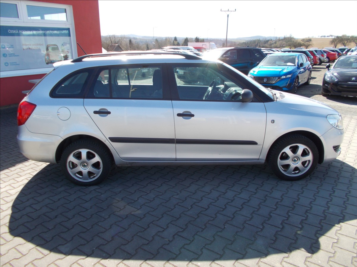 skoda-fabia-1-4-16v-klima-stk-12-2027-pekne-ii - 8