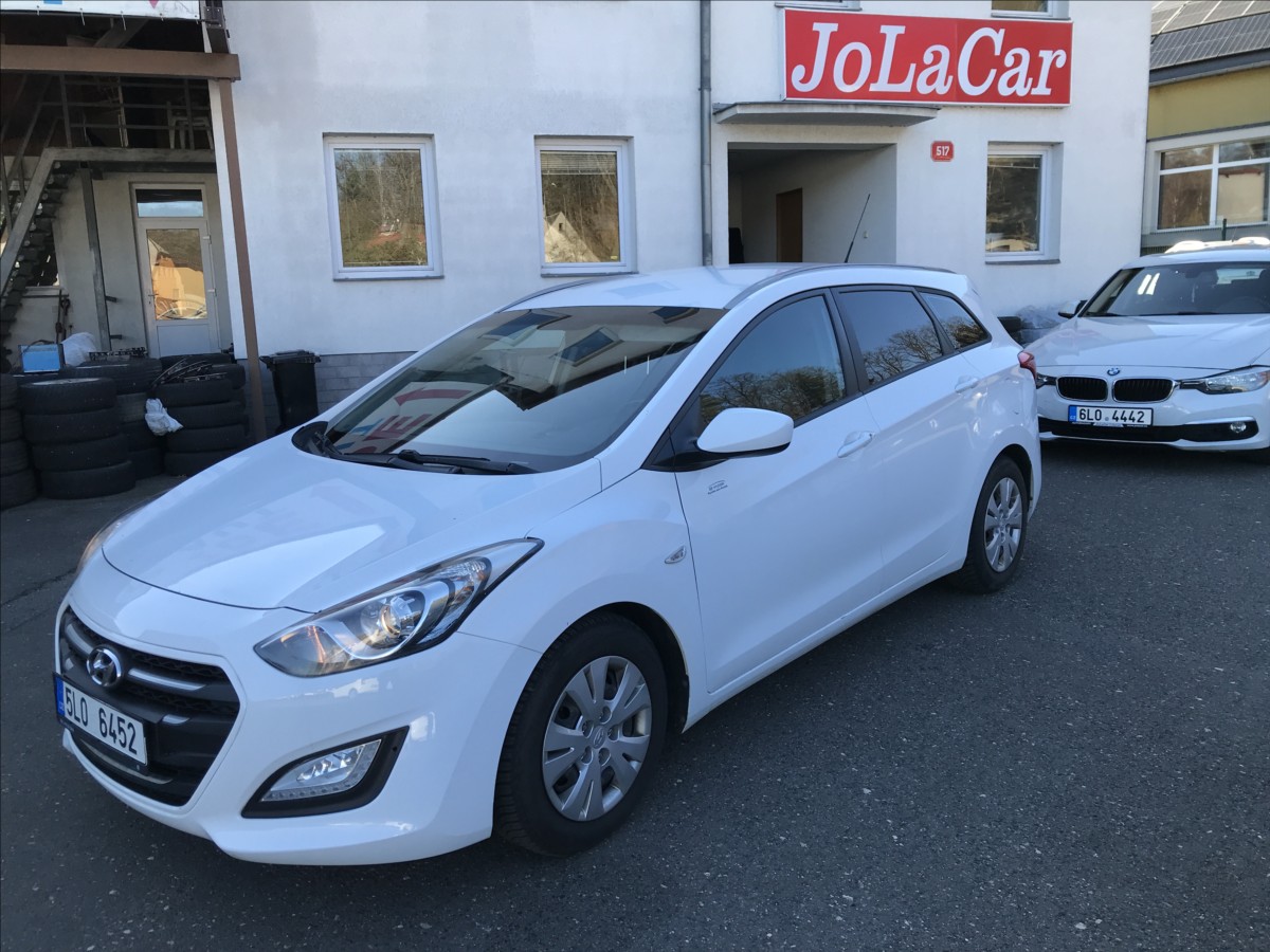 hyundai-i30-1-6-crdi-combi-81kw - 1
