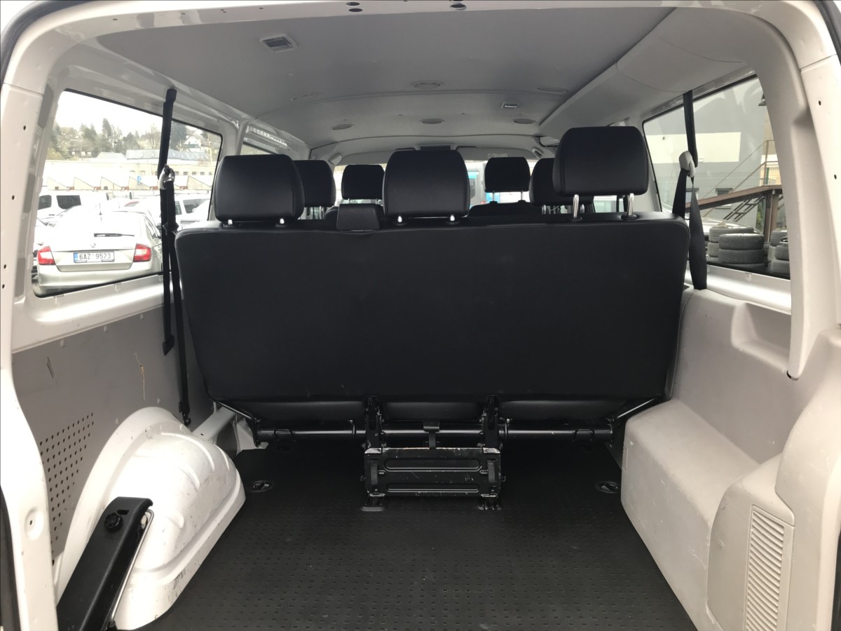 volkswagen-transporter-2-0-tdi-110kw-dsg-long - 7