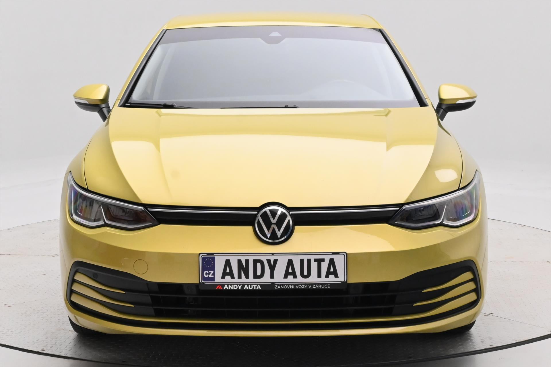 volkswagen-golf-1-0-tsi-81kw-life-zaruka-az-5-let - 1