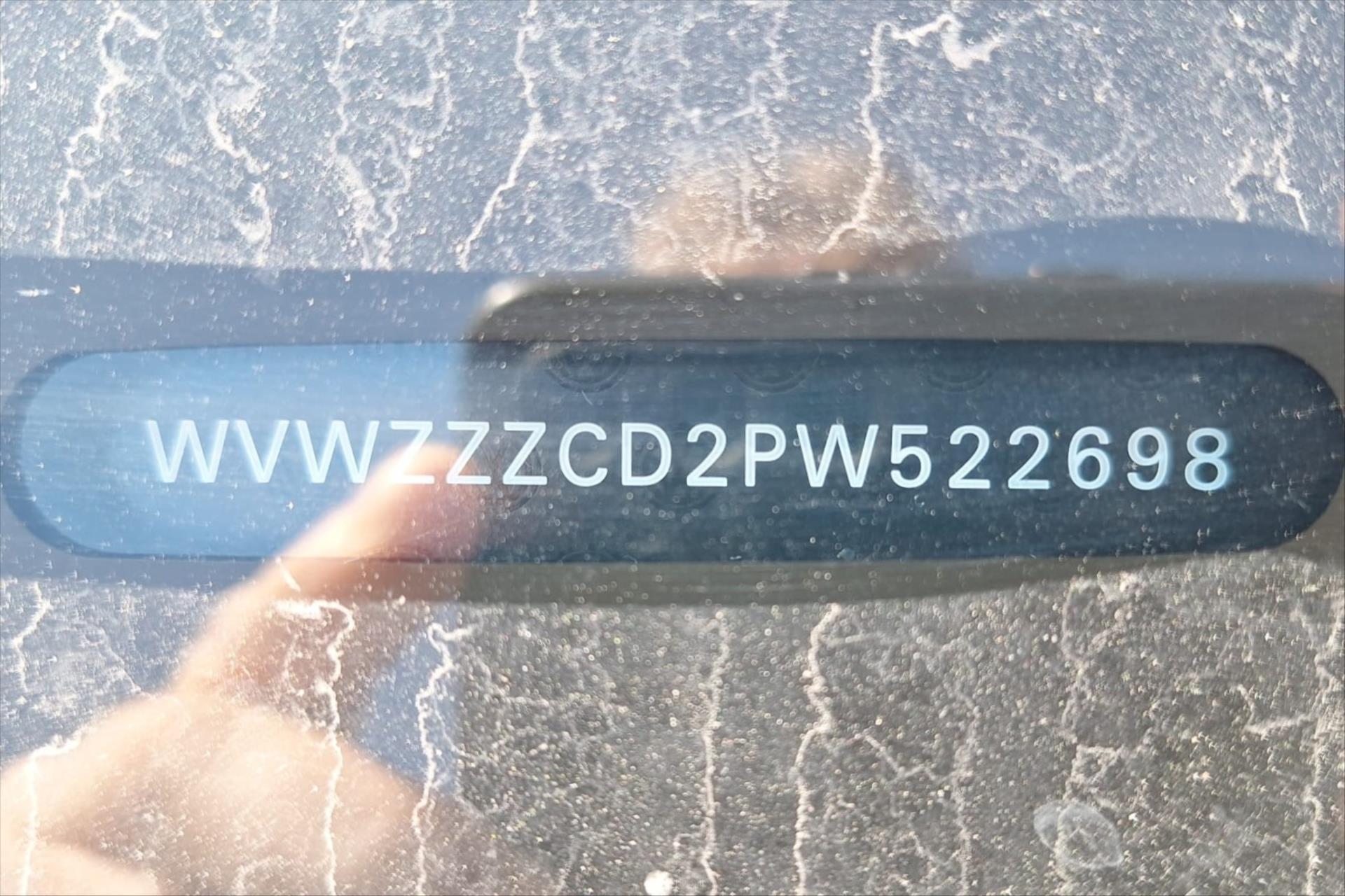 volkswagen-golf-2-0-tdi-110-kw-vuz-pripravujeme-k-prodeji - 1