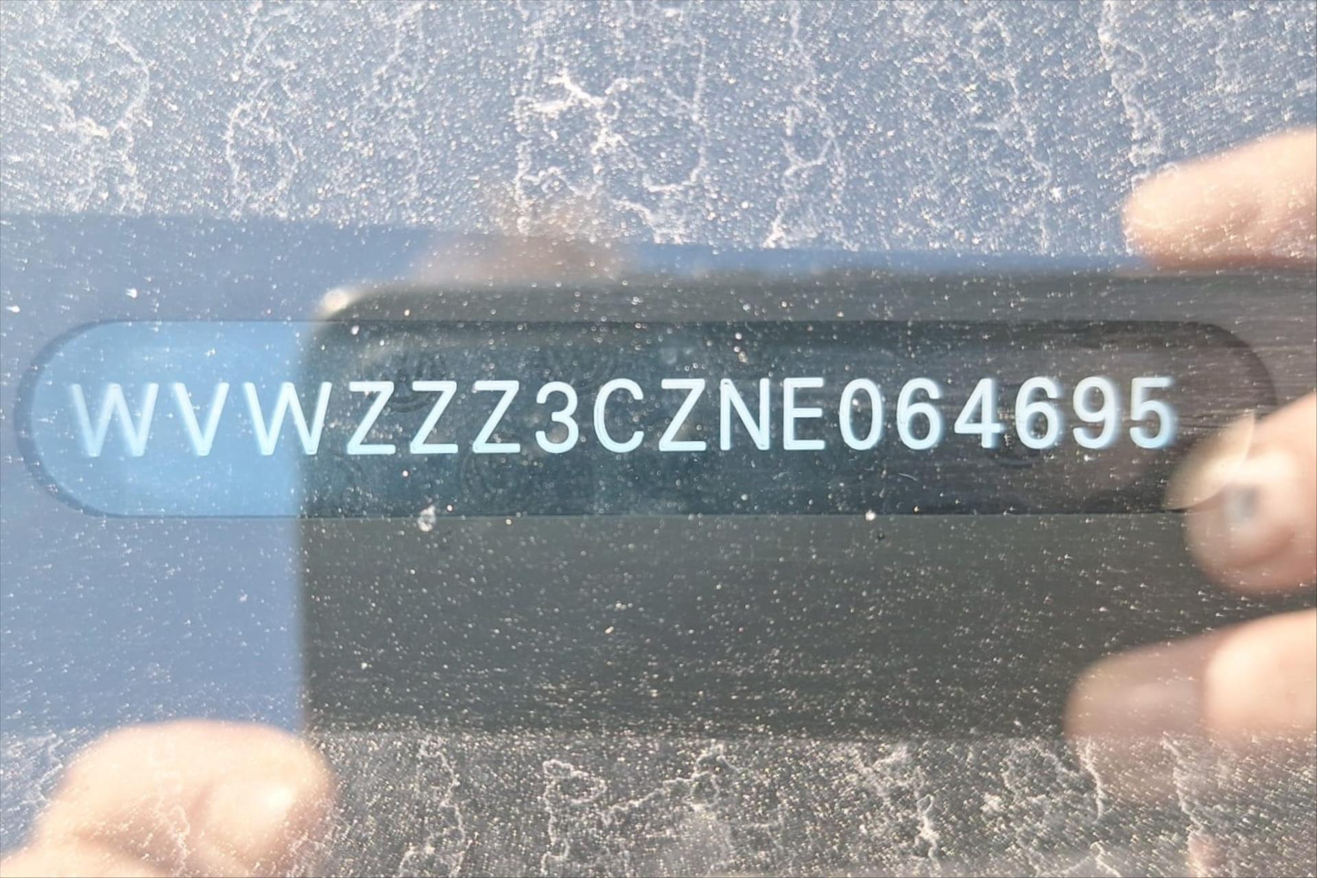 volkswagen-passat-2-0-tdi-110kw-dsg-business-vuz-pripravujeme-k-prodeji - 1