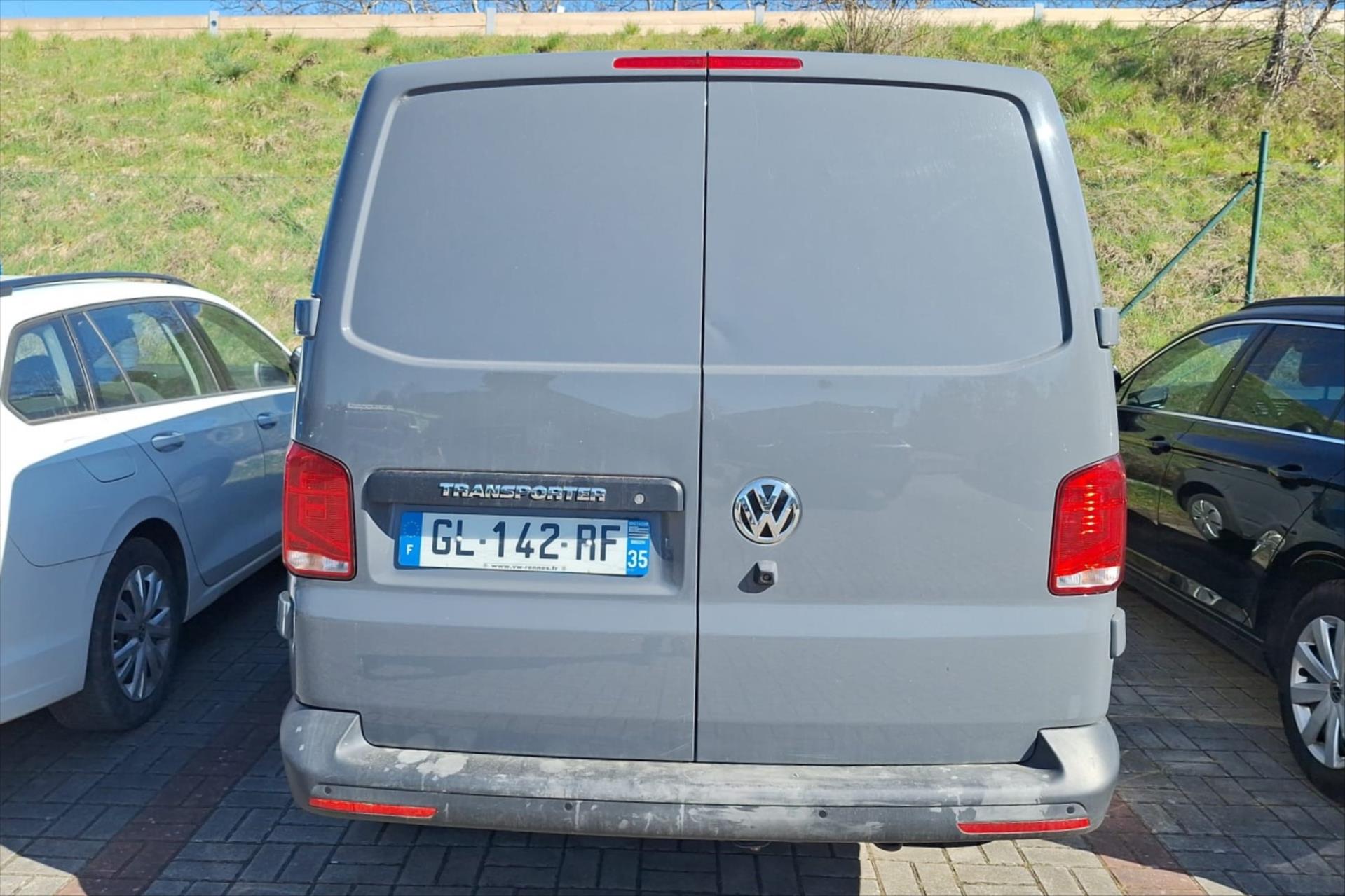 volkswagen-transporter-2-0-tdi-81-kw-vuz-pripravujeme-k-prodeji - 3