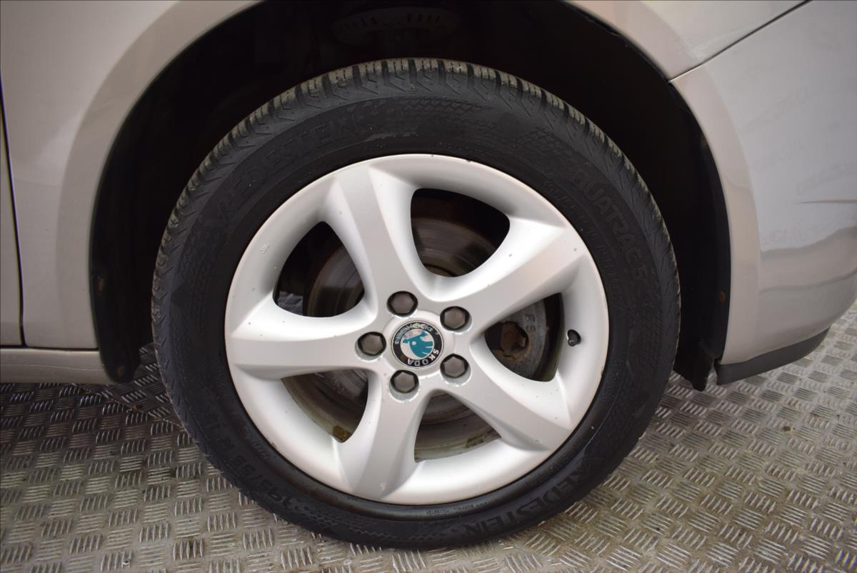 skoda-fabia-1-4-i-po-servisu-super-stav - 6