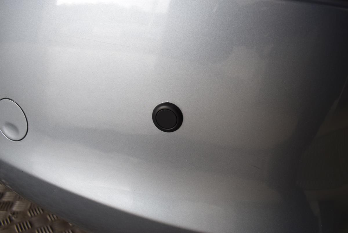 opel-corsa-1-2-i-automat-nove-rozvody - 6