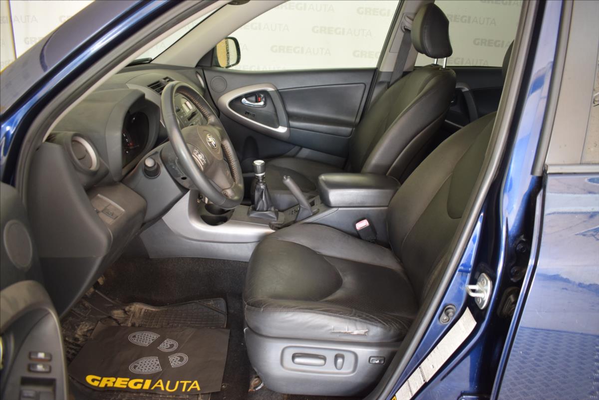 toyota-rav4-2-2-d-cat-4x4-sol - 9