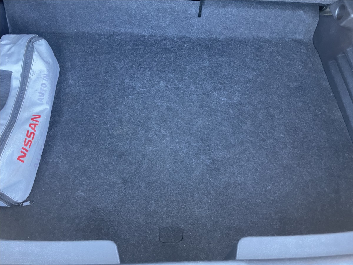 nissan-juke-1-2-i-85kw-1maj-czauto-servis-po-stk - 9